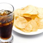 O țară din Europa interzice reclamele la produse de tip „junk food” pe timpul zilei