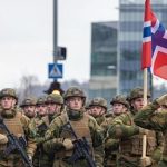 Pregătiri de război la granița cu Rusia! Mii de oameni au primit scrisori de la armată: Statul le poate confisca bunurile în caz de conflict