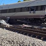 Tragedia feroviară din Spania: o eclisă desprinsă, principala ipoteză în anchetă. Bilanțul victimelor a ajuns la 40