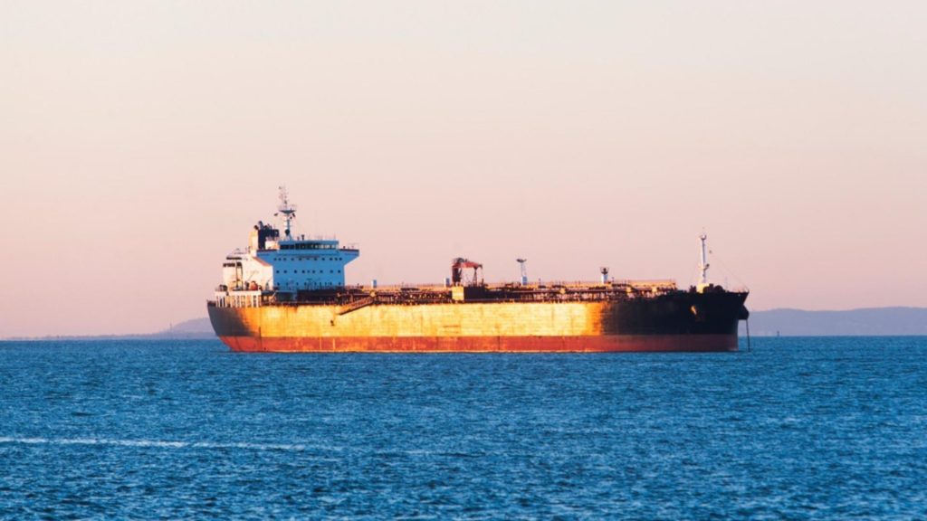 Un petrolier al Rompetrol, atacat cu drone în largul Mării Negre înainte să fie încărcat cu țiței