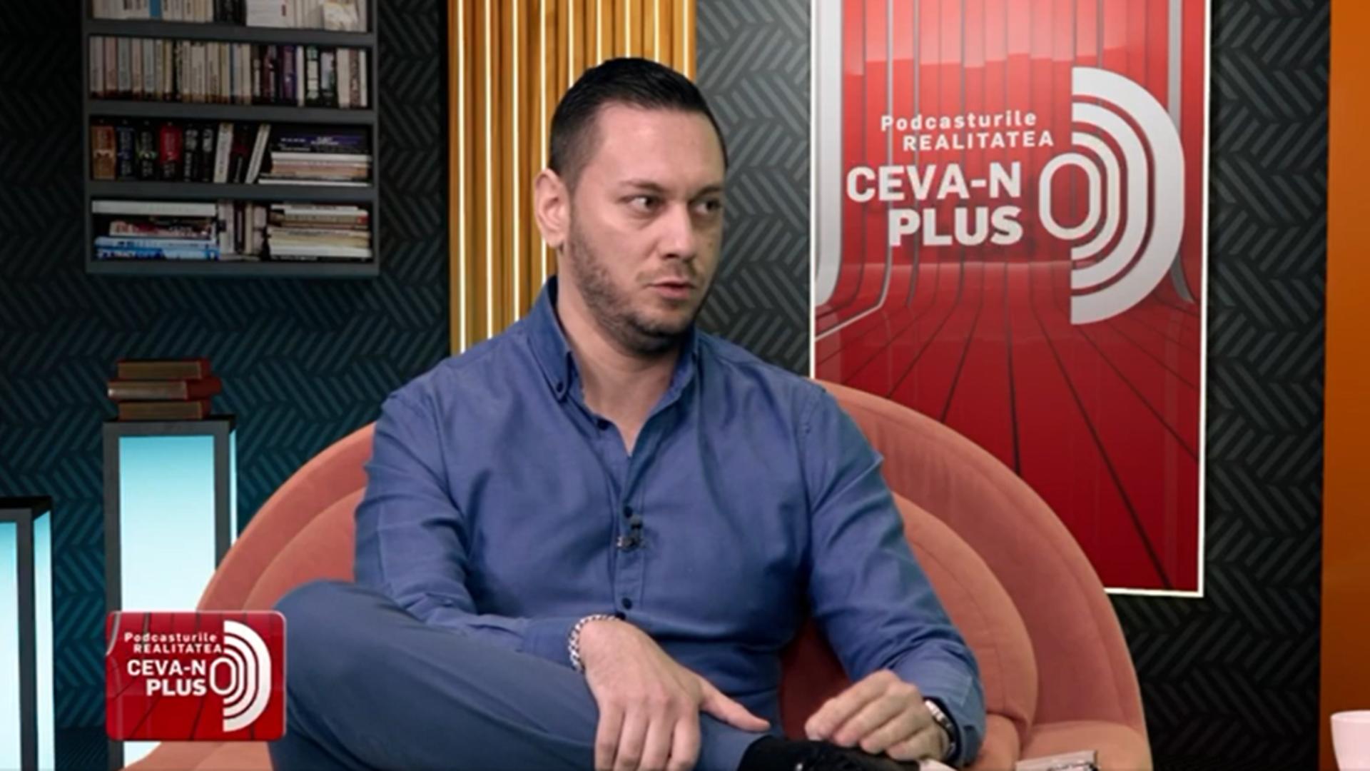 Podcasturile REALITATEA – Ceva-n PLUS Răzvan Lucian face dezvăluiri în premieră la Realitatea PLUS