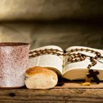 Sărbătoare 5 ianuarie. Ajunul Bobotezei. Zi de post negru. Cruce neagră în calendar