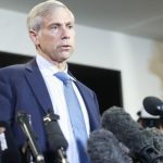 Cine este avocatul care îl reprezintă pe Maduro în instanță. Specialistul l-a apărat în trecut pe fondatorul Wikileaks în cadrul unui proces controversat