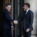 Președintele Nicușor Dan pleacă la Paris: ce probleme lasă în țară