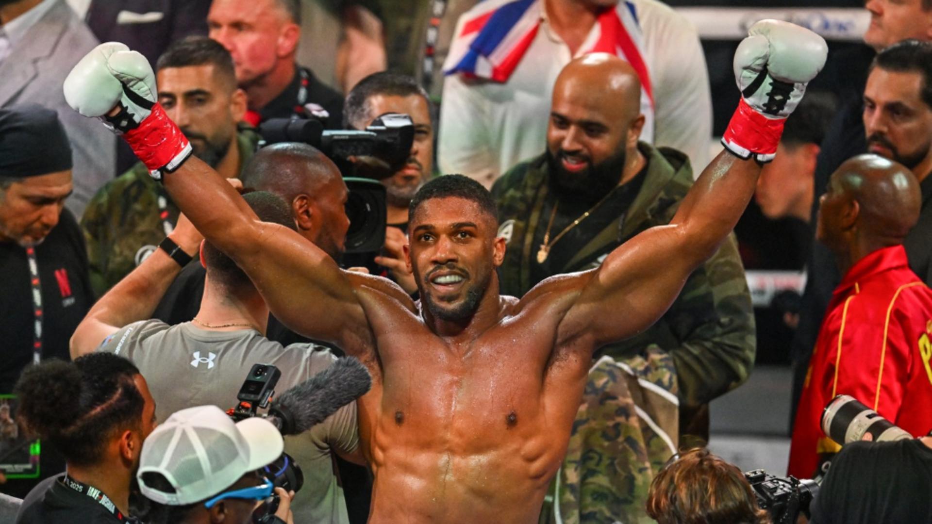 Anthony Joshua se retrage din box după tragedia din Nigeria. Un membru al familiei pugilistului a confirmat decizia