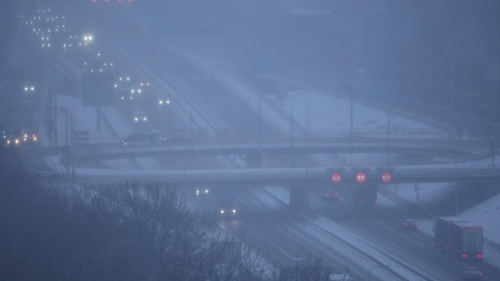 Haos în Europa de Vest din cauza furtunii Goretti: ninsori abundente, ger și transporturi paralizate