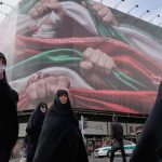 Expert: SUA ar putea bombarda Iranul în următoarele 24 de ore. Avionul premierului israelian a survolat zona de conflict