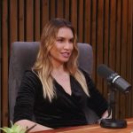 O psiholoagă cunoscută a fost săltată de polliție, acuzată că a furat un ceas de aur de la un afacerist. Femeia apărea la tv cu sfaturi de sănătate și iubire de sine