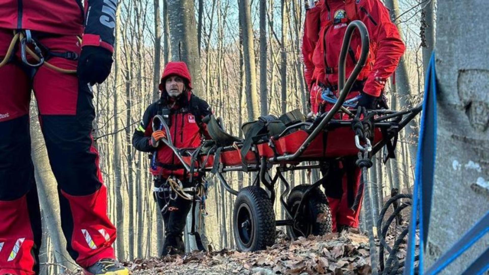 Zeci de turiști au fost salvați după intervențiile salvamontiștilor în ultimele 24 de ore