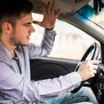Extra probleme pentru șoferi, odată cu o nouă lege. Dacă nu plătești taxele și impozitele, nu îți recuperezi permisul de conducere