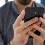 Scandal într-o țară europeana, după ce autoritățile au primit undă verde pentru confiscarea telefoanelor la graniță. „Un nou atac asupra drepturilor omului”