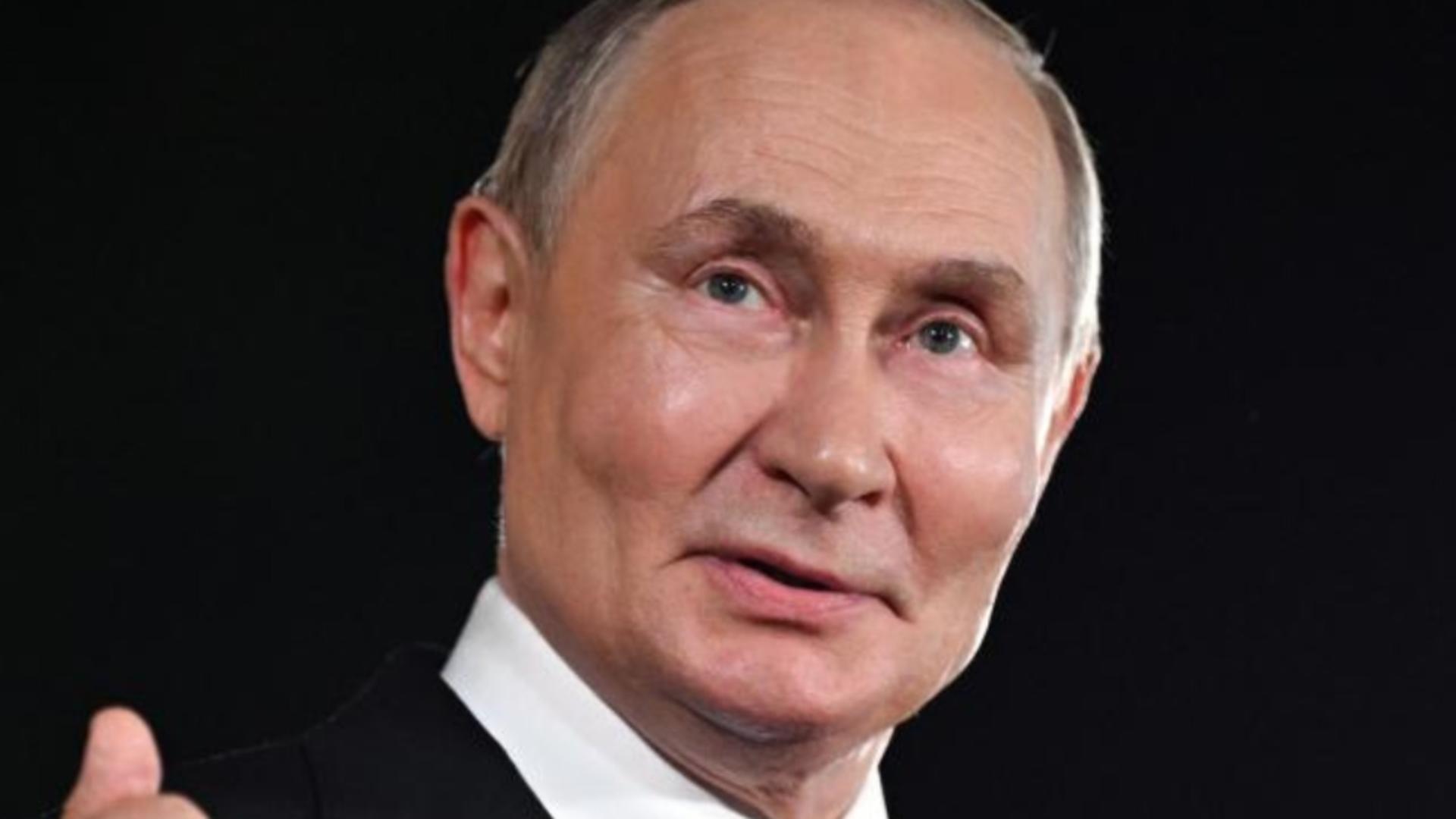 Vladimir Putin ar avea dubluri pentru aparițiile publice. Fostul șef al MI6 aruncă bomba despre secretul liderului de la Kremlin și motivele din spatele acestei strategii