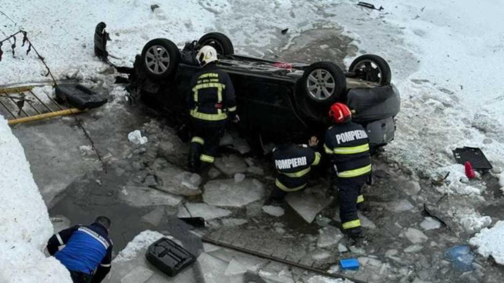 Tragedie la Vatra Dornei: un copil a murit, iar mama și doi dintre frați luptă pentru viață în urma cumplitului accident