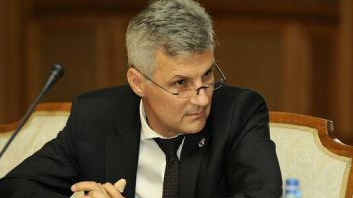 Senatorul PSD Daniel Zamfir intervine în scandalul legat de teza de doctorat a ministrului Justiției: „Vor să pună un USR-ist. Nu ni se vor slăbi genunchii!”