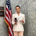 Realitatea Plus, televiziunea românească acreditată permanent la Senatul SUA. Ana Maria Păcuraru, singurul jurnalist român în mijlocul evenimentelor de la Washington