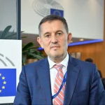 Gheorghe Piperea, atac la adresa lui Dominic Fritz: „Ceea ce i-a întrerupt mandatul sunt faptele lui”