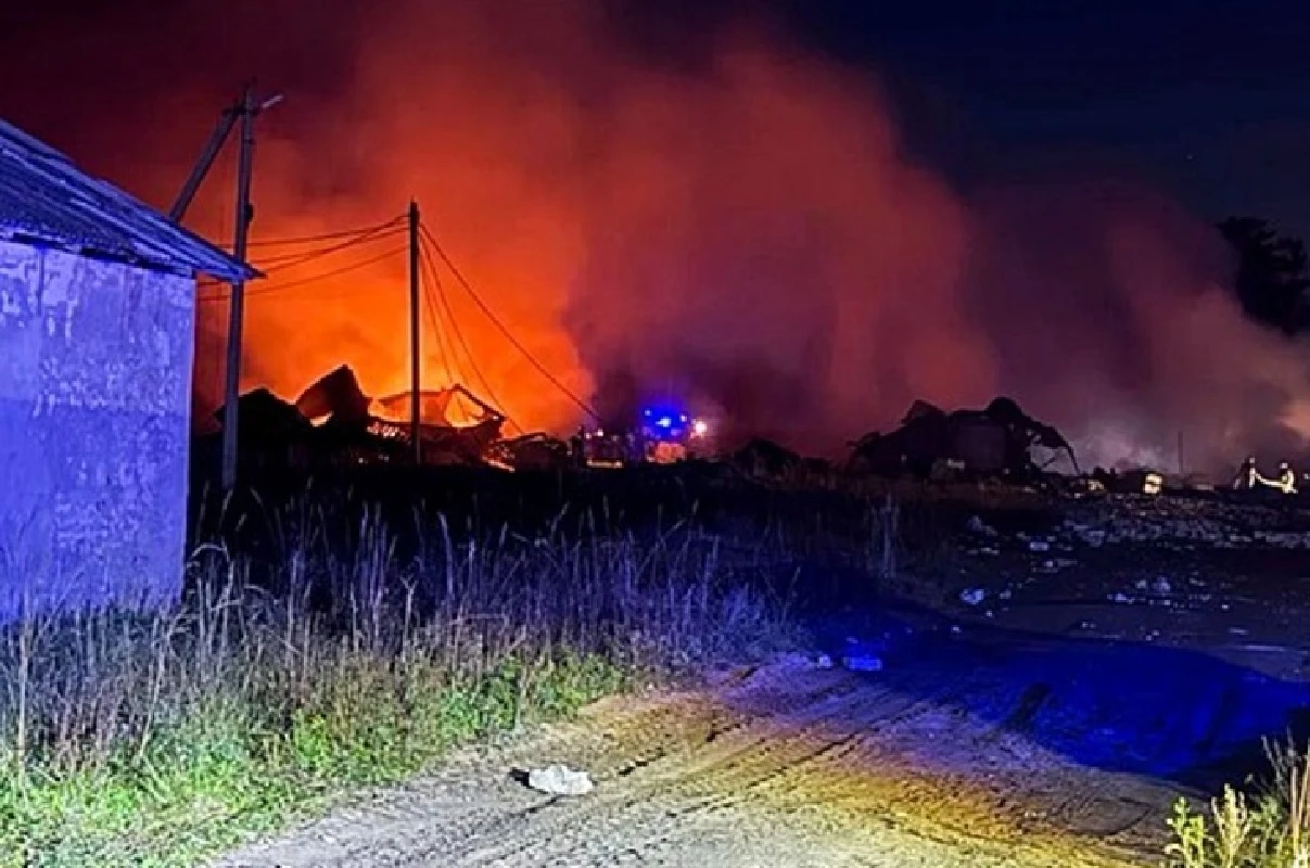 Tragedie la o fabrică de artificii din Rusia. Cel puțin 14 oameni au murit într-un incendiu devastator – VIDEO