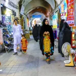 Femeile fără hijab, catalogate drept „anomalii sociale” în Iran. Autoritățile cer măsuri dure