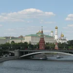 Kremlinul denunță transferul către Ucraina al veniturilor din activele rusești înghețate în UE. Moscova susține că măsura este ilegală