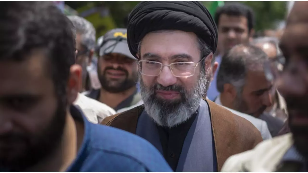 Mojtaba Khamenei susține că SUA se vor retrage din Strâmtoarea Ormuz: „Au suferit lovituri dureroase”