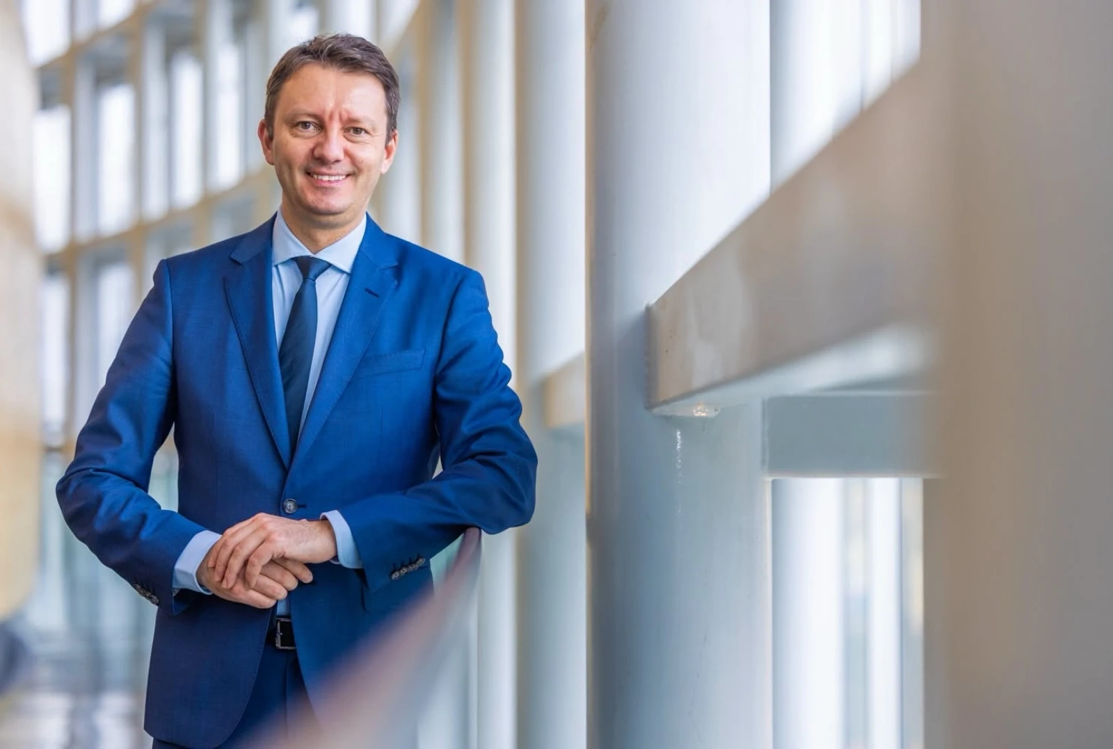 Siegfried Mureșan anunță reducerea numărului de parlamentari, comasări în agențiile statului și eliminarea cumulului pensie salariu la stat – surse