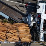Accident devastator în Turcia! Un autocar plin cu turiști s-a răsturnat după impactul cu un camion. 11 persoane au murit – VIDEO