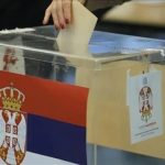 Alegeri tensionate în Serbia: prezență ridicată la urne și incidente violente. Ana Maria Păcuraru: „Căderea lui Vučić are și un nume: Sebastian Ghiță”