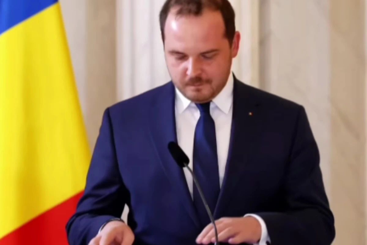 Alexandru Rogobete, după depunerea jurământului de ministru al Sănătății: „Nimeni nu va mai fi lăsat în urmă”. Ce priorități anunță