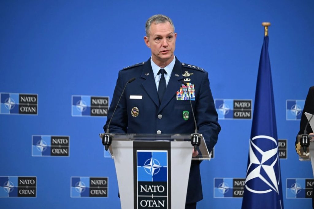 Șeful militar al NATO în Europa, avertisment pentru Moscova. Strategia Alianței în cazul unui atac rusesc
