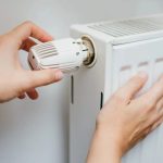 Cum aerisești corect caloriferele înainte de sezonul rece. Greșeala colosală pe care foarte mulți oameni o fac
