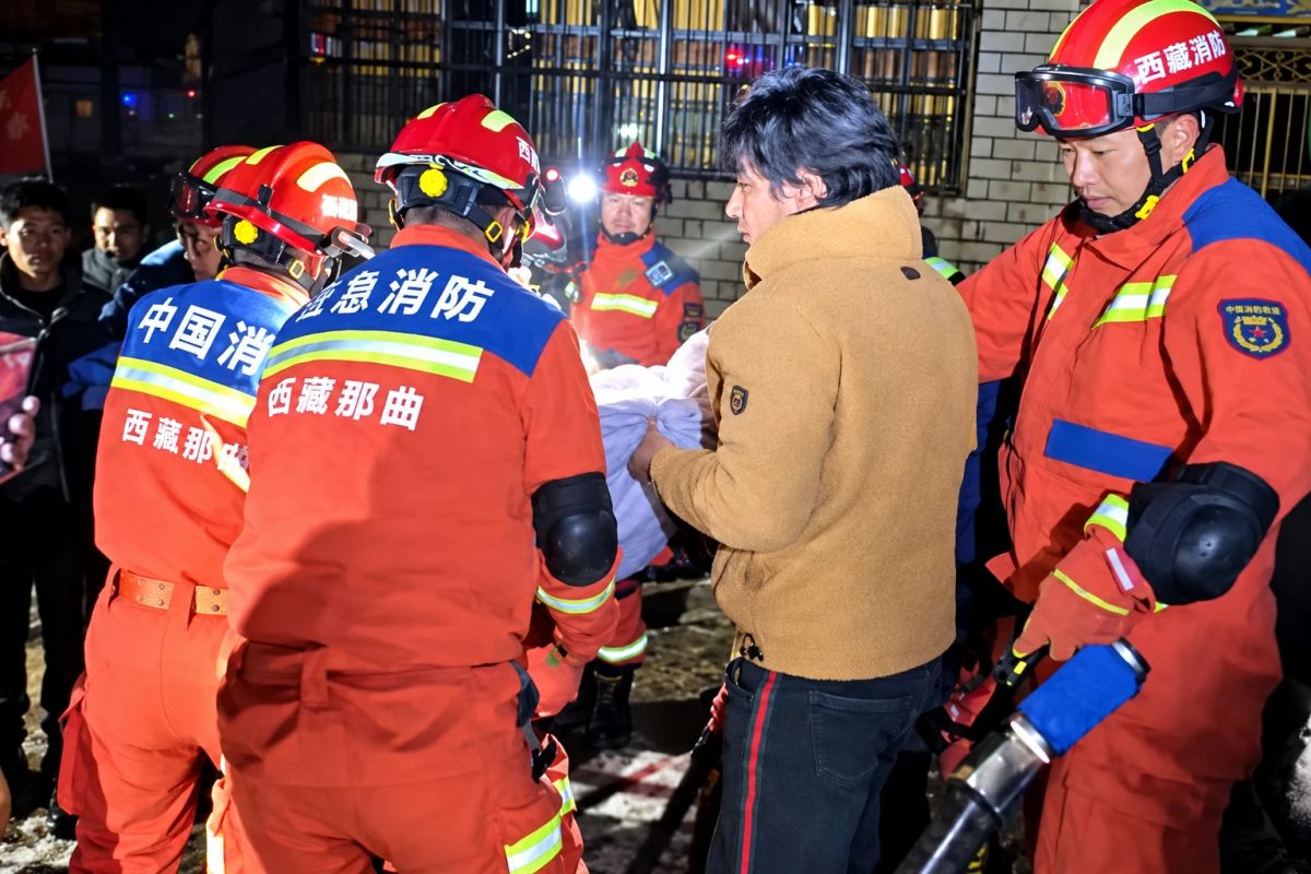Cutremur de magnitudine 7 grade în Tibet: cel puțin 16 morți și 32 de răniți. Peste 300 de case prăbușite