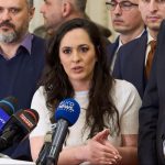 Deputată USR, comentariu șocant redistribuit pe un grup de WhatsApp al Parlamentului. Reacția PSD: „Un mesaj grobian, o jignire la adresa oricui”