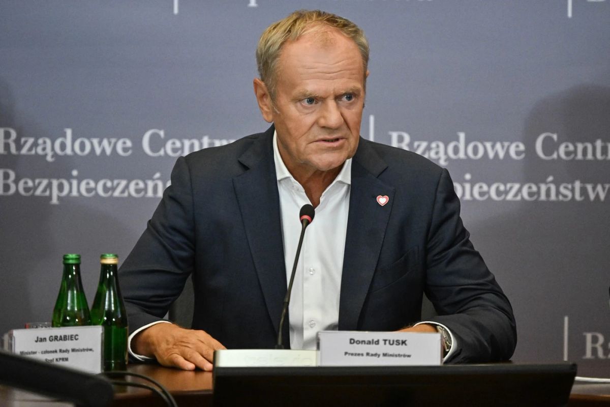 Donald Tusk avertizează asupra unui „cult al violenței” în Polonia. Ce îi influențează pe tinerii care atacă în școli