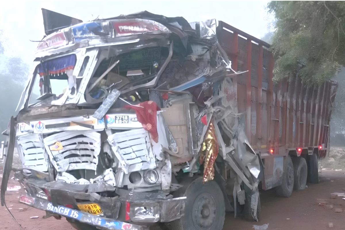 Tragedie în India: 15 morți după ce un camion a intrat în mulțimea de la un festival hindus