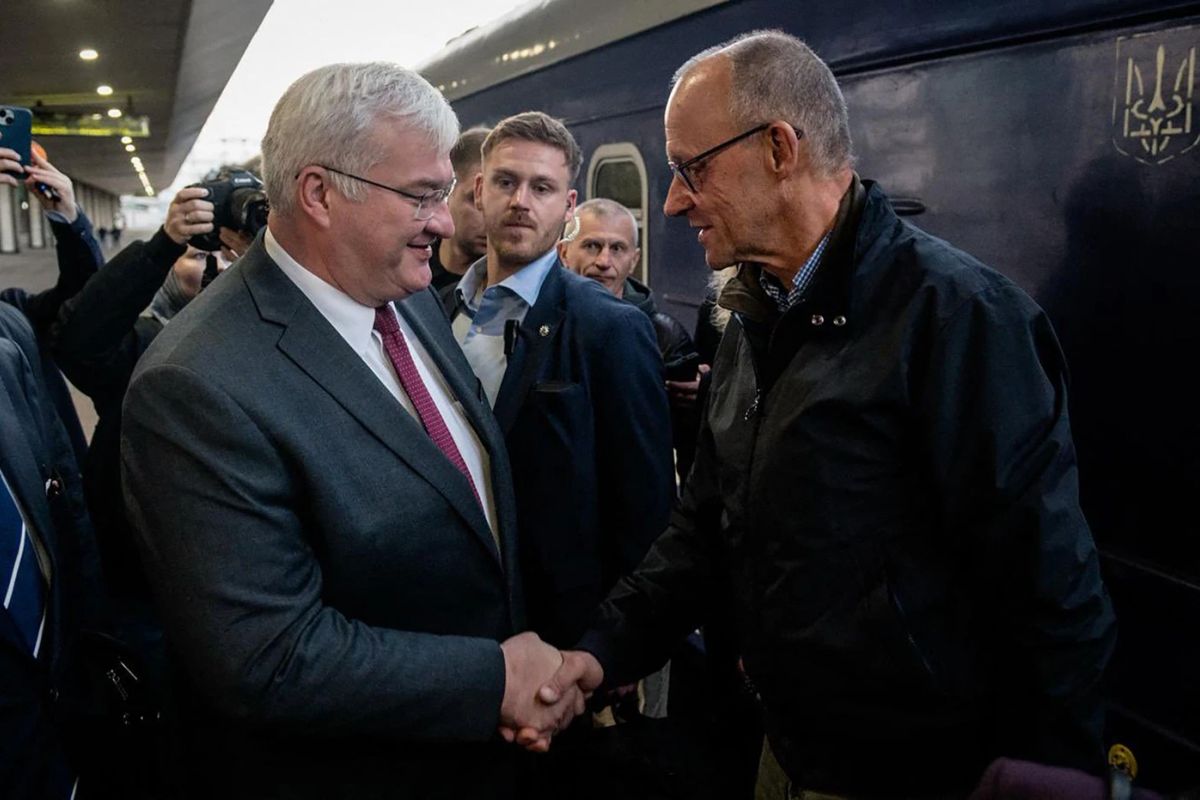 Cancelarul german Merz a ajuns la Kiev, însoțit de directori din domeniul apărării și energiei