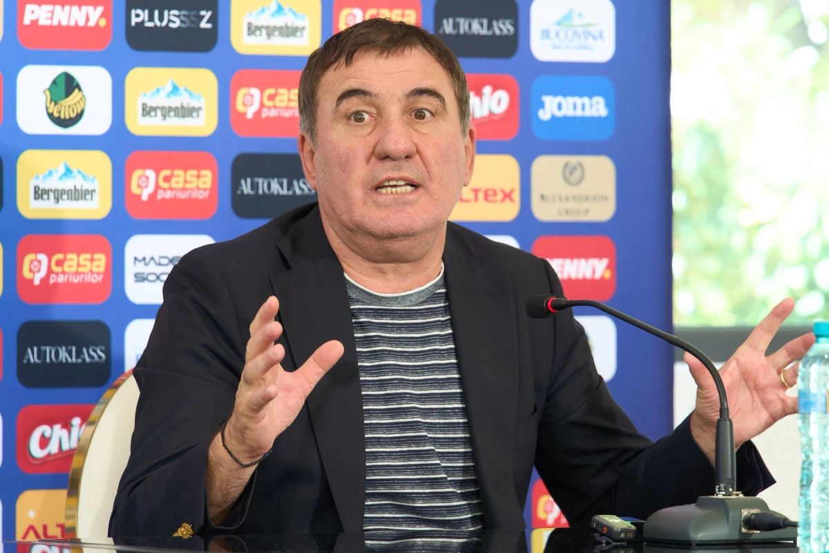 Hagi a anunțat lotul pentru meciul cu Suedia. Absențe importante pentru tricolori, la meciul de diseară