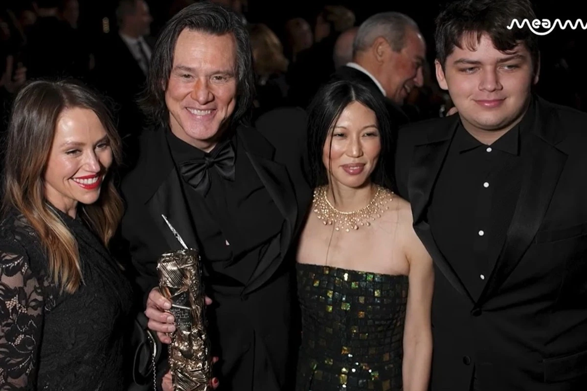 Jim Carrey s-a căsătorit în secret cu iubita sa, Min Ah, cu 32 de ani mai tânără decât el