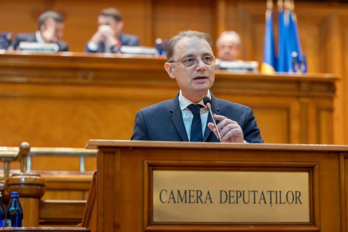 Luca Niculescu anunță un plan pentru siguranța în școli. Măsurile discutate cu noii miniștri ai Educației