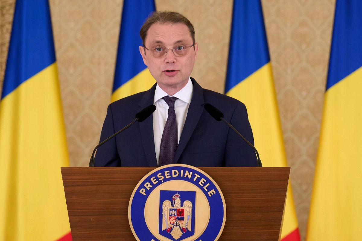 Luca Niculescu începe mâine consultările pentru formarea Guvernului. Programul întâlnirilor cu PSD, PNL și UDMR