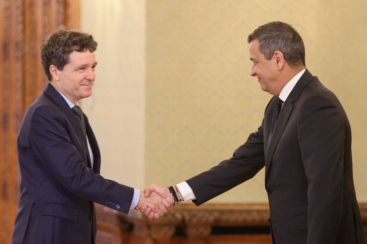 Grindeanu, după desemnarea lui Niculescu: Președintelui continuă să sfideze matematica parlamentară
