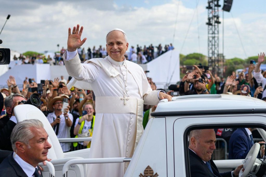 Ce a făcut Papa Leon al XIV-lea, după operația pentru cancer pulmonar. Anunțul Vaticanului