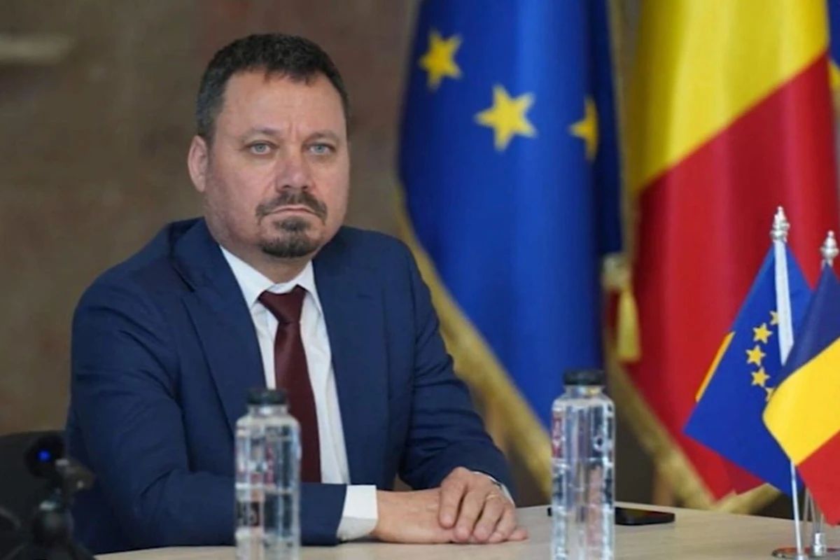 Cadou la final de mandat? Bolojan își plasează un consilier în CA-ul Rețele Electrice și îl demite pe un apropiat al lui Thuma