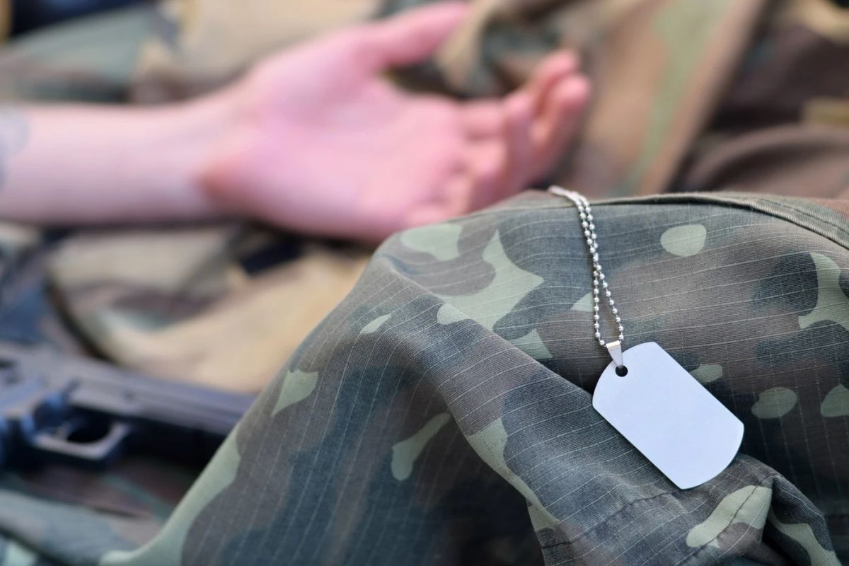 Adolescentă de 17 ani, acuzată că a otrăvit militari ucraineni la comanda Rusiei. Doi soldați au murit